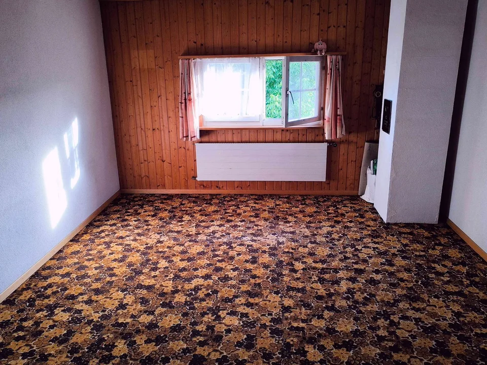 7-Zimmer-Reihenhaus mit Garten + Ausbaupotenzial in Adetswil – foto 11 di 13