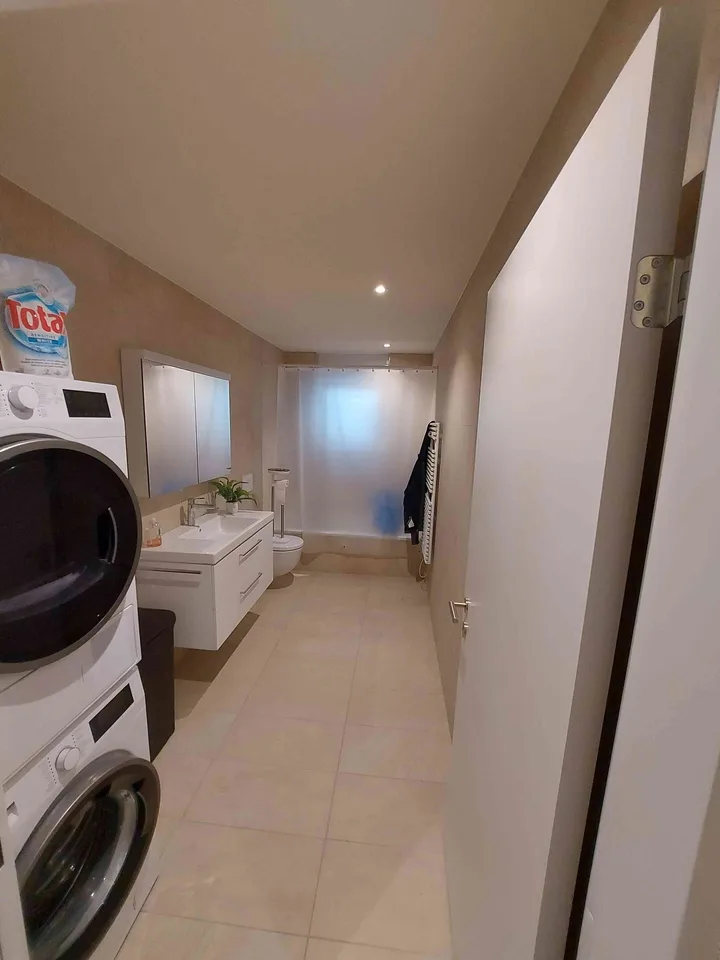 schöne geräumige 4 1/2 Zi. Wohnung – foto 7 di 11