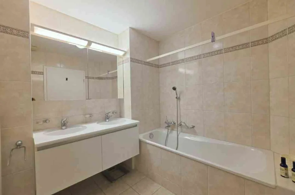 Appartamento mansardato bello con una vista meravigliosa – foto 8 di 13