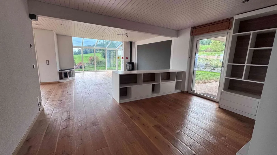 einmaliges Einfamilienhaus mit Traumhafter Aussicht – Foto 4 von 12