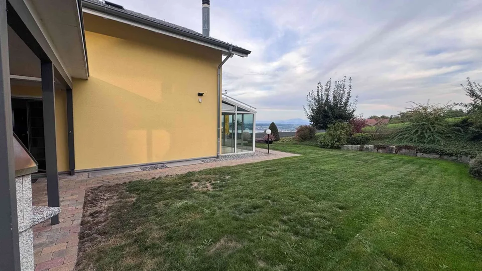 einmaliges Einfamilienhaus mit Traumhafter Aussicht – Foto 7 von 12
