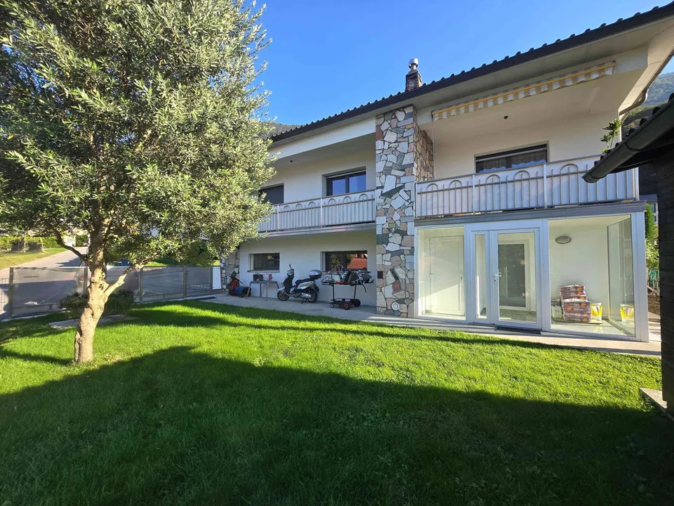 Sant' Antonino Apartment in Villa Erdgeschoss 120 m2 – Foto 12 von 12