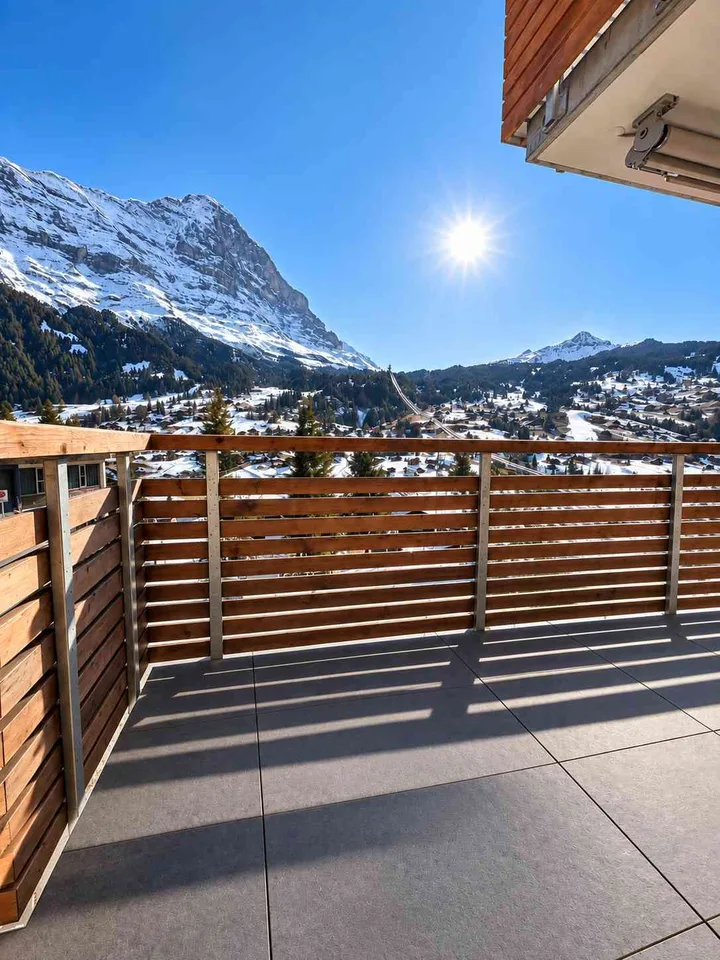 4,5-Zimmer-Erstwohnung mit grossem Balkon und Eigerblick – Foto 6 von 11