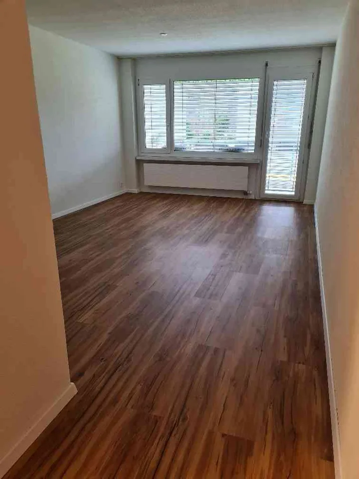 4½-Zimmer-Hochparterrewohnung an ruhiger und zentraler Lage – Foto 3 von 12