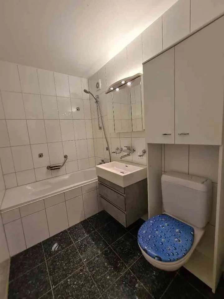 4½-Zimmer-Hochparterrewohnung an ruhiger und zentraler Lage – Foto 8 von 12