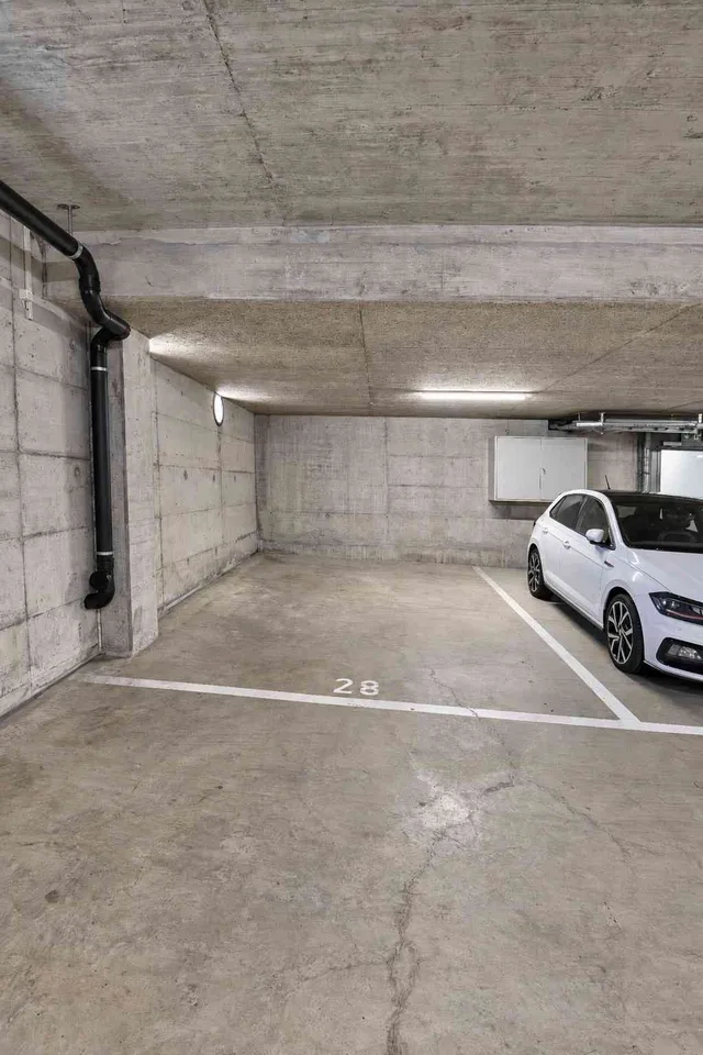 Frisch renovierte 3 ½-Zimmerwohnung mit sonnigem Balkon – Foto 8 von 8