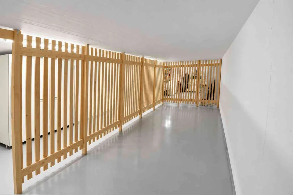 Frisch renovierte 3 ½-Zimmerwohnung mit sonnigem Balkon – Foto 7 von 8