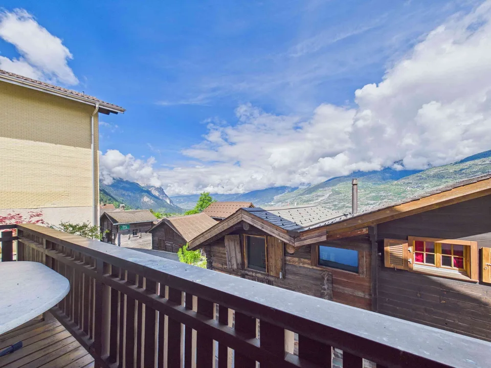 Chalet mit Bauland und grosser Sommer-Loggia in Ergisch – foto 6 di 6