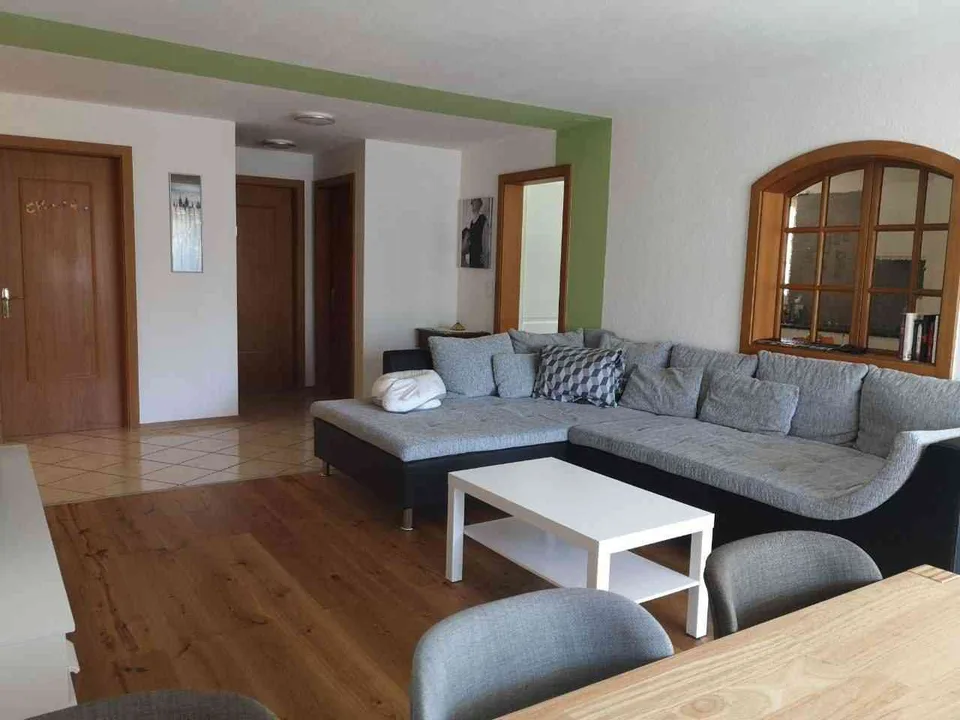 Grosszügige und gepflegte 4.5 Zwhg in Steg – Foto 4 von 10