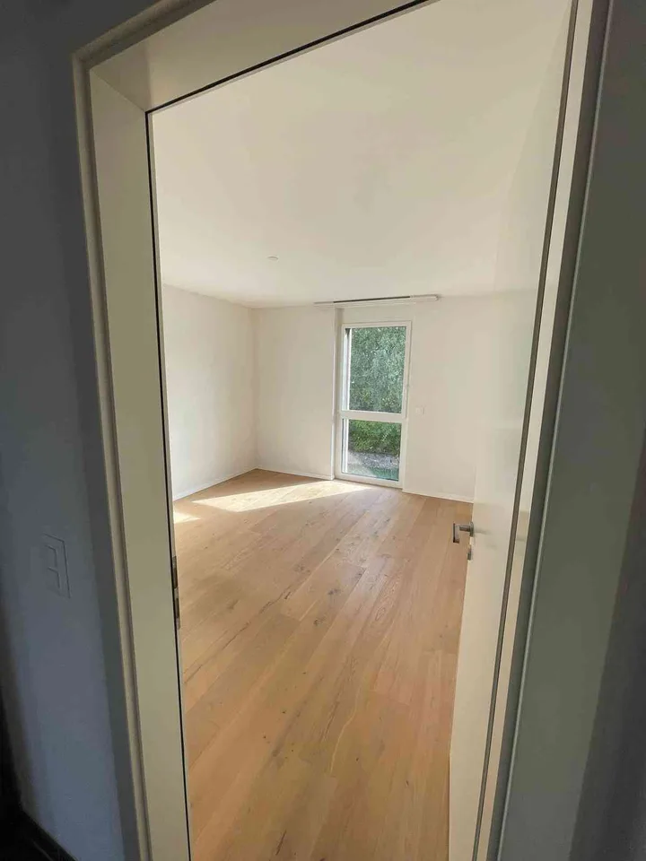3,5 Zimmer hell mit Terrasse-Loggia im Mont – Foto 5 von 7