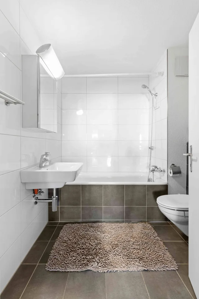 Appartement de jardin 5.5 pièces avec beaucoup d'espace à Winkel ZH – photo 8 sur 10