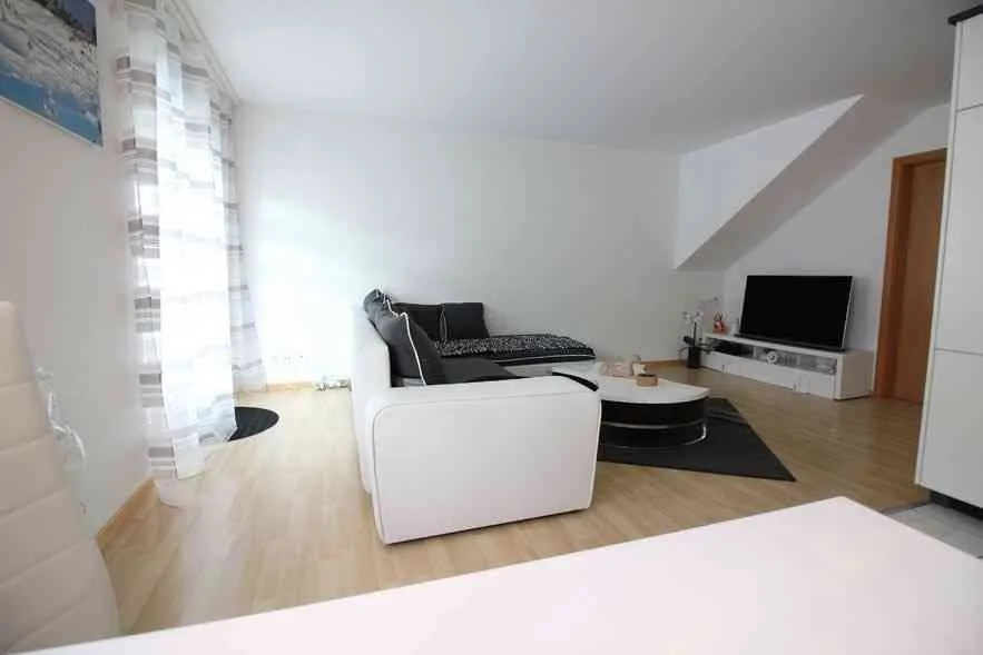 Vermietete 2½-Zimmer-Wohnung – attraktive Kapitalanlage in Jonschwil – photo 2 sur 12