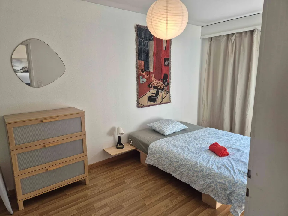 BEFRISTET: Möblierte 4.5-Zimmer-Wohnung in Langnau am Albis – foto 5 di 12