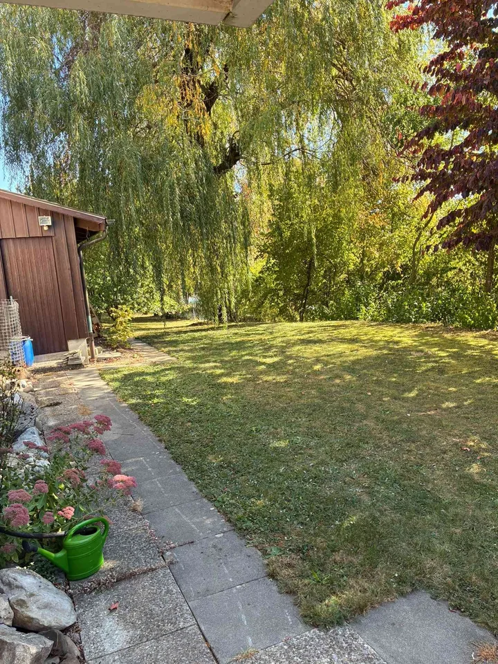 1,5-Zimmer-Wohnung mit Garten, Sitzplatz, Keller und eigenem Waschturm – Foto 4 von 8