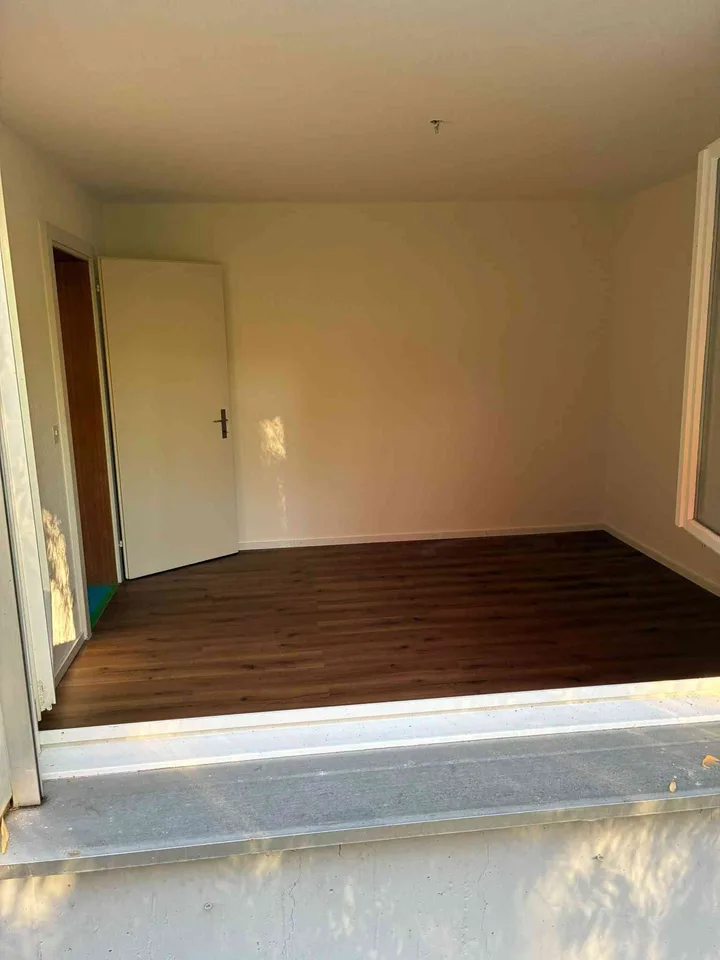 1,5-Zimmer-Wohnung mit Garten, Sitzplatz, Keller und eigenem Waschturm – Foto 7 von 8