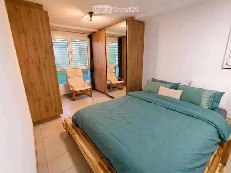 Appartamento 4.5 locali a Chénens – Grande balcone, Geotermia & Suite genitori – foto 3 di 9
