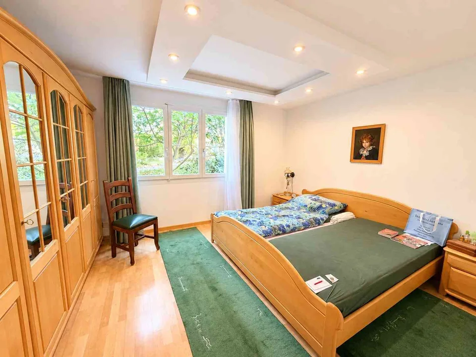 Gartenwohnung mit 4.5 Zimmern und privatem Garten in Fahrwangen – Foto 2 von 9