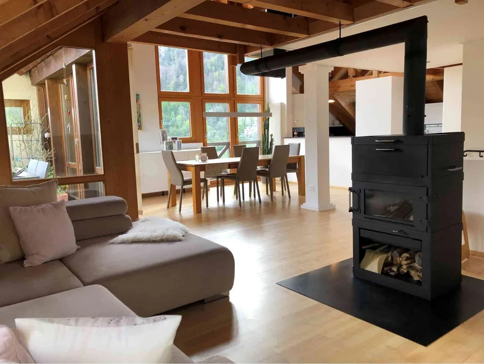 Exklusive 5-Zimmer-Maisonette-Dachwohnung mit Panoramablick über Chur – Foto 2 von 13