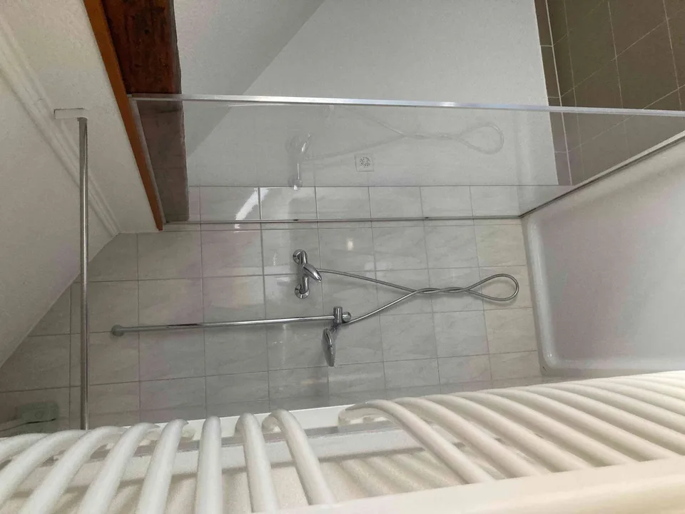 Schöne Wohnung mit grosser Terrasse – foto 6 di 10