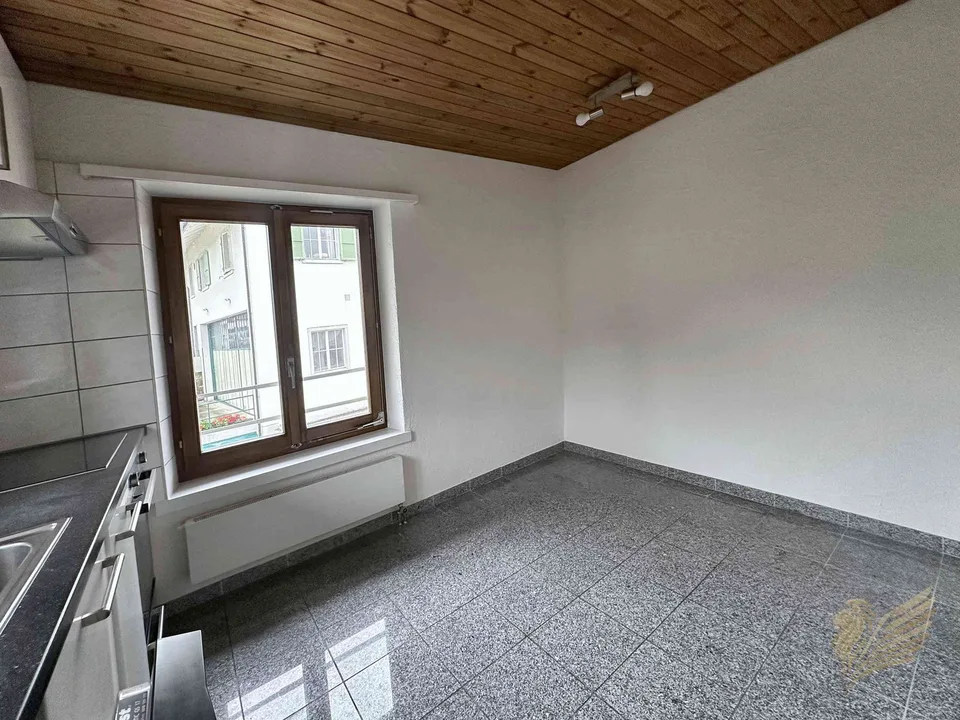 102 m² Maisonette 3½ Zi, CHF 1'490 inkl. NK, 9 Min. Olten – Foto 8 von 14