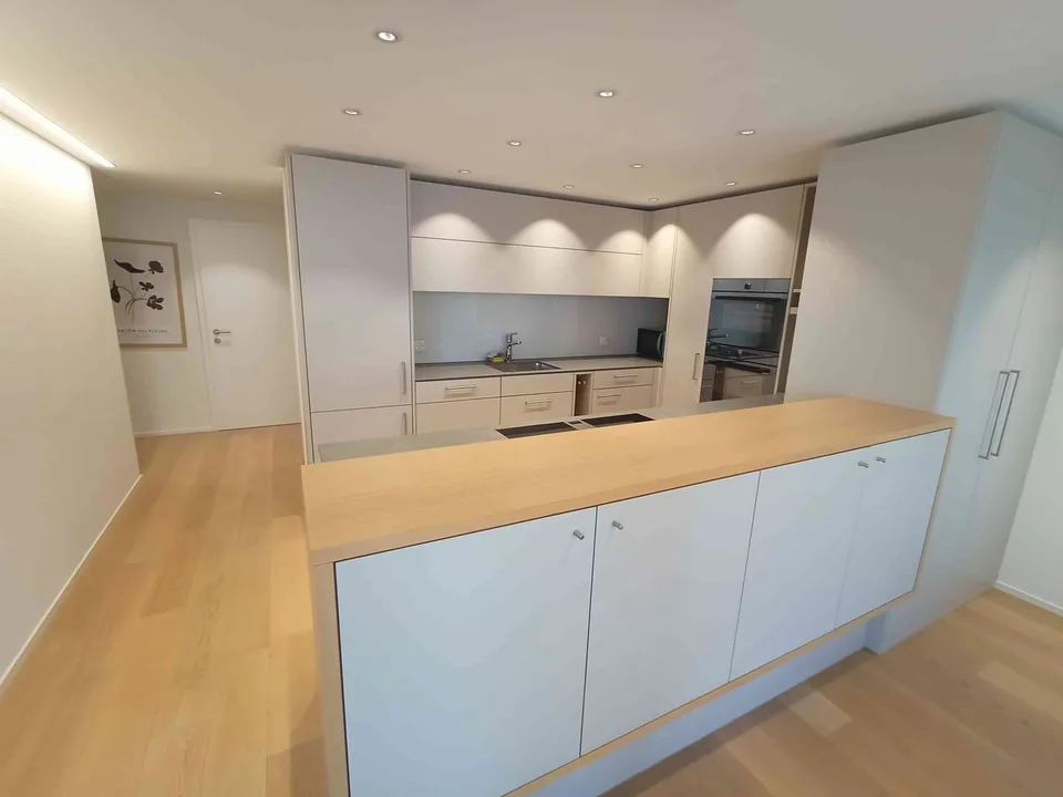 Freies WG-Zimmer in einer 2er WG im steuergünstigen Walchwil – Foto 3 von 9
