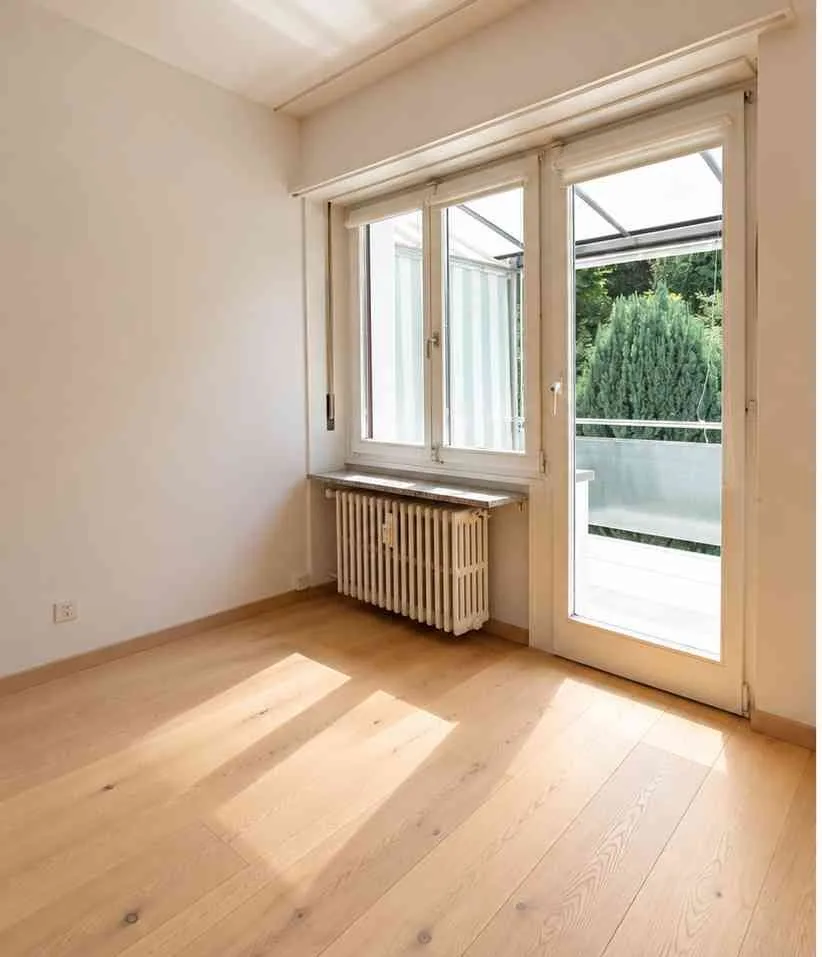 Helle 3.5 -Zimmer-Wohnung mit fantastischer Aussicht ruhiger Lage – Foto 4 von 10
