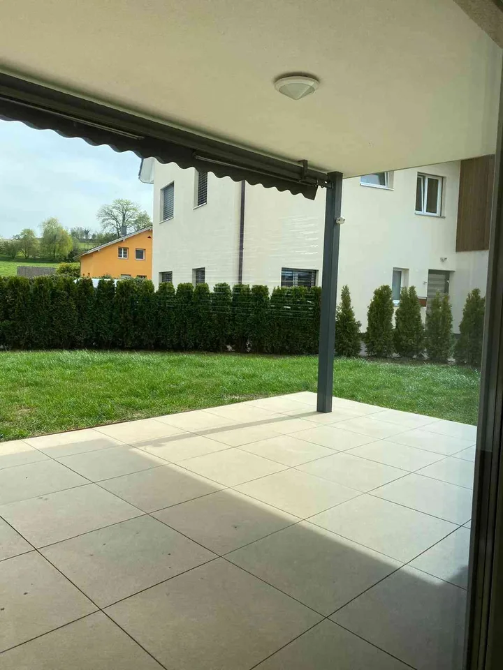 3,5-Zi. EG Wohnung, 98 m², Sitzplatz & Garten, 2 TG – Riedt bei Erlen – photo 5 of 12