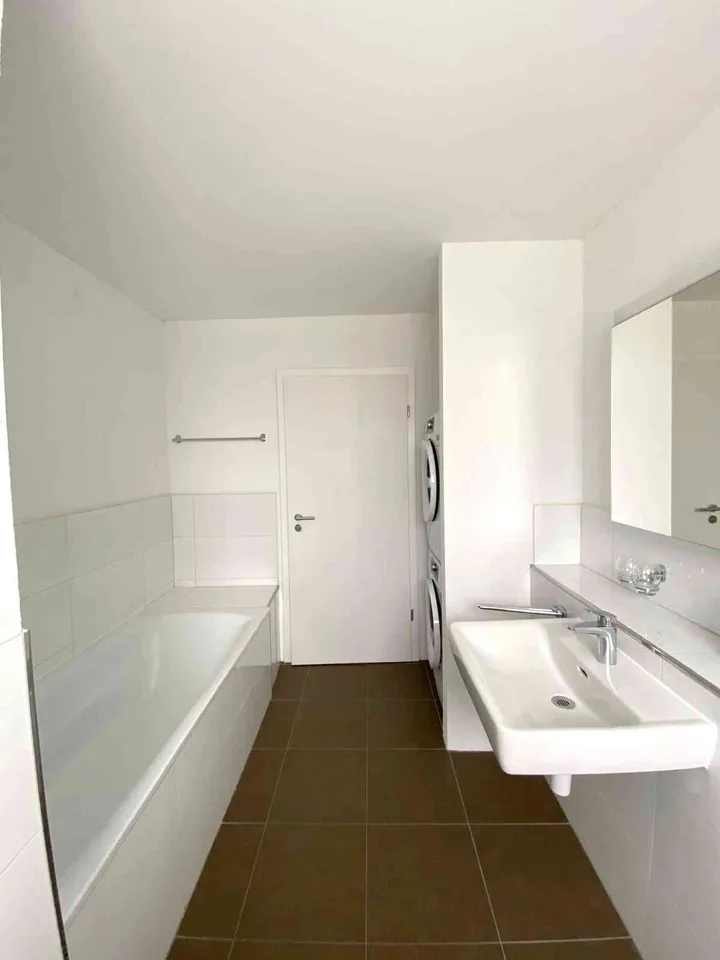 3,5-Zi.-Wohnung, 98 m², Balkon 10 m², 2 TG-Plätze – Riedt bei Erlen – photo 5 sur 9