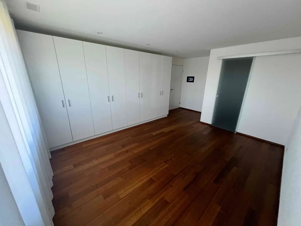 Grosszügige 4.5-Zimmer-Wohnung – foto 4 di 12