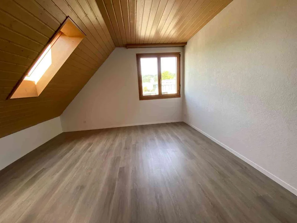 Appartamento 3.5 locali con 2 camere mansardate – foto 9 di 13