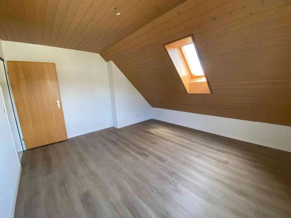 Appartamento 3.5 locali con 2 camere mansardate – foto 8 di 13