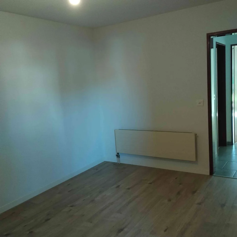 Schön renovierte 4 ½-Zi- Erdgeschosswohnung – Foto 10 von 13