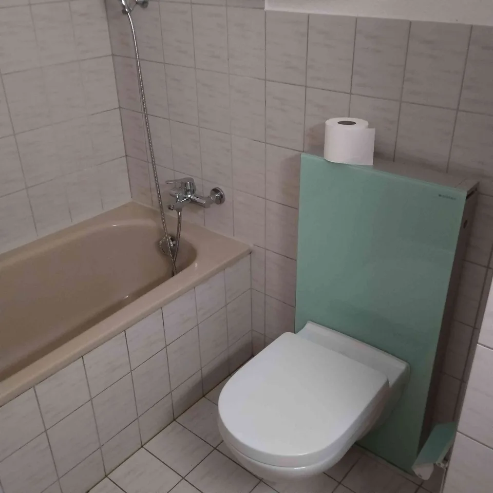 Schön renovierte 4 ½-Zi- Erdgeschosswohnung – Foto 12 von 13