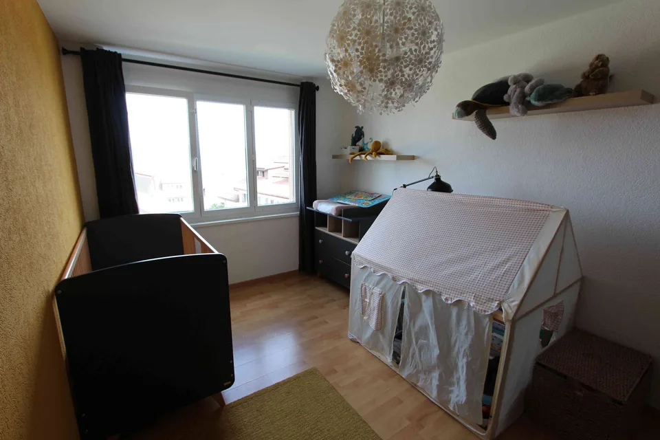 Appartement 4,5 pièces aux Hauts-Geneveys – Foto 4 von 11
