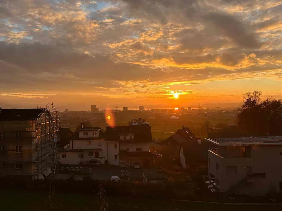 Moderne, voll möblierte 2.5-Zimmer-Wohnung im Vogelwinkel 1C (Zug) – foto 4 di 10