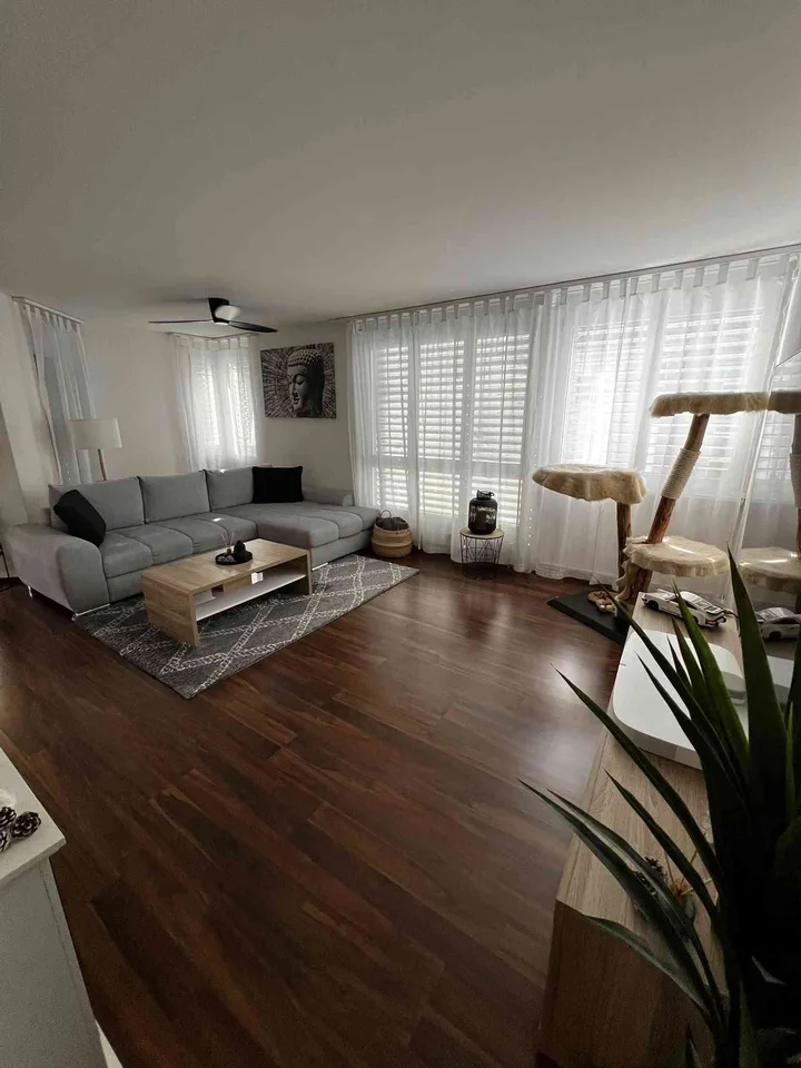 Nachmieter für moderne 3,5 Zimmer Wohnung gesucht – Foto 2 von 11