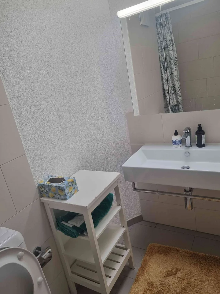 Furnished 2.5-room maisonette in Cham. fixed term to Sept 2027 – Foto 10 von 11