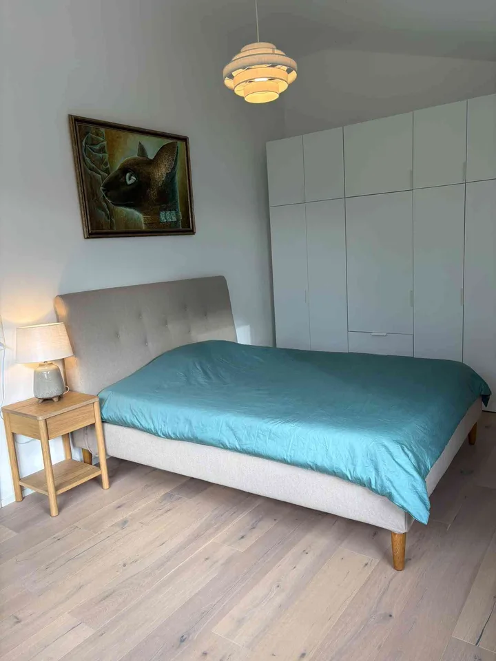Freistehendes 5.5-Zimmer-Einfamilienhaus mit Seesicht & 3 Parkplätzen – Foto 5 von 31