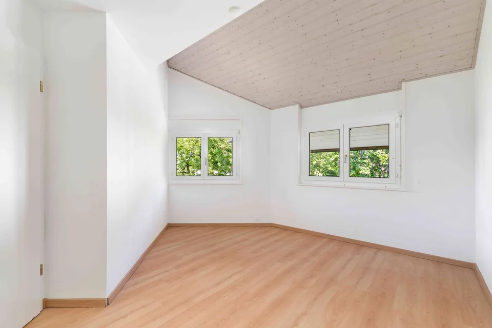 Doppolvilla mit atemberaubendem Blick auf den See und die Alpen – Foto 9 von 12