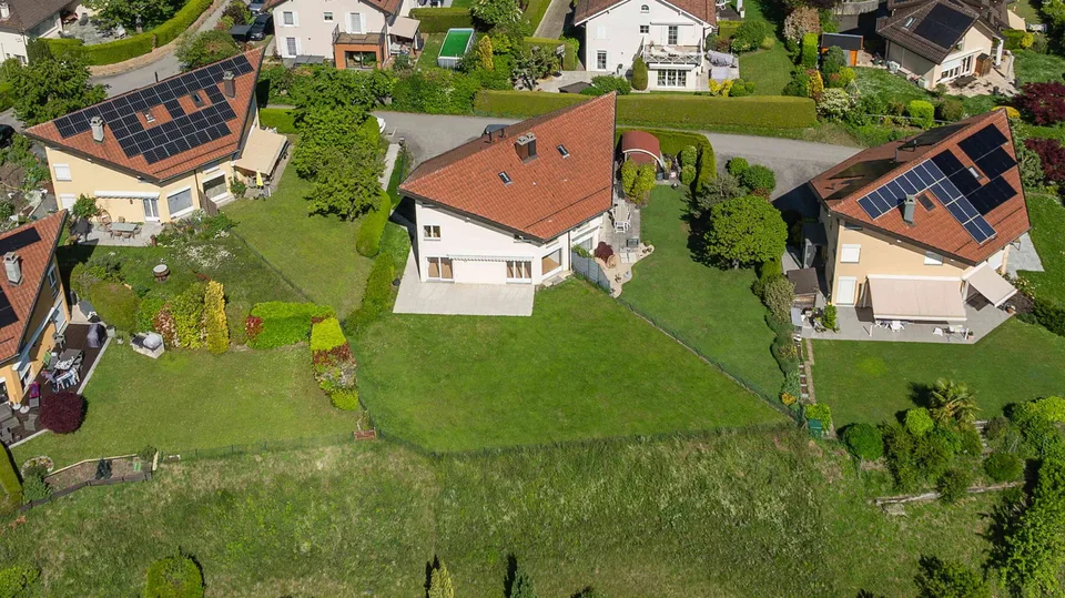 Doppolvilla mit atemberaubendem Blick auf den See und die Alpen – Foto 5 von 12