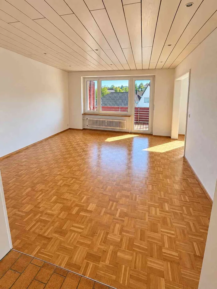 Frisch renovierte 5-Zimmer-Familienwohnung in Binningen – Foto 9 von 11