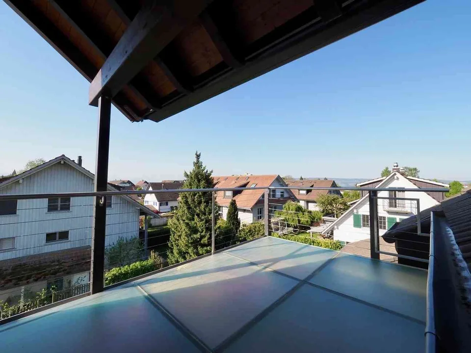 Charmante 2.5-Zimmer-Dachwohnung mit Balkon - Nachmieter gesucht – foto 4 di 12