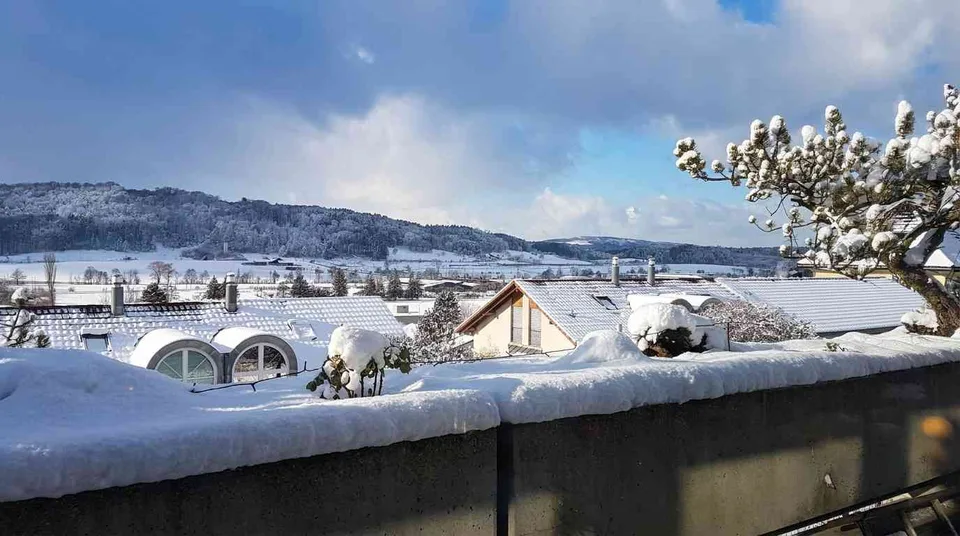 Attika mit Panoramaterrasse, Cheminee, Internet und Serafe inklusiv – Foto 6 von 6