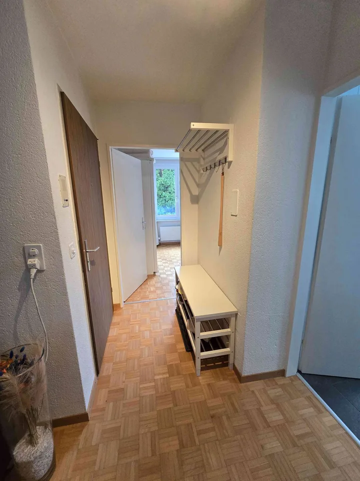 2.5-Zimmer-Wohnung mit privatem Garten in Zollikon – Foto 5 von 5