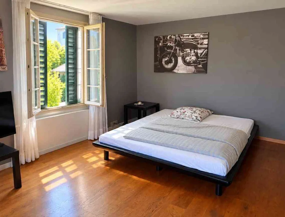 Studio meublé près de l'autoroute et de la gare, louable à partir de 3 mois – photo 3 sur 6