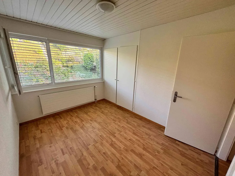Maison mitoyenne 5.5 pièces à Yverdon-les-Bains – Foto 3 von 7