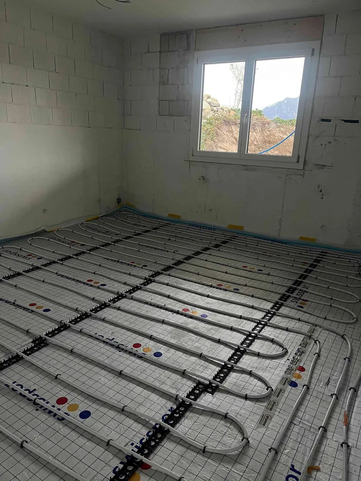 Neue 2 1/2-Z-Whg mit Doppelgarage – Foto 7 von 9