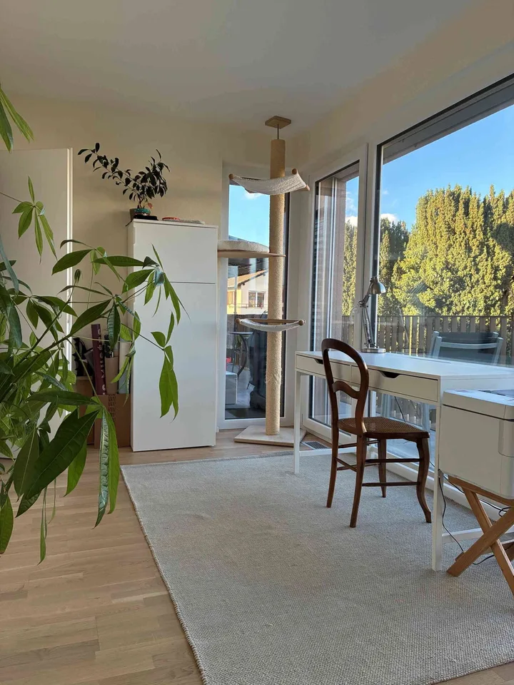 Très bel appartement de 4.5 p avec grand balcon – Foto 6 von 8
