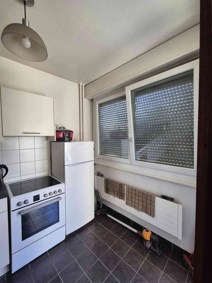 À louer à Meyrin : Spacieux 3 pièces (64m²) avec balcon et parking – photo 2 of 6