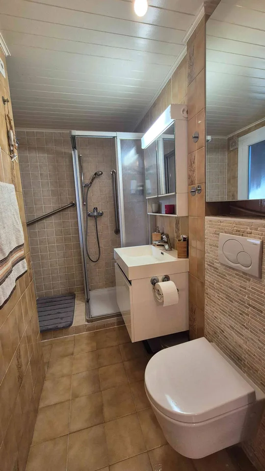 Location appartement – Foto 3 von 5